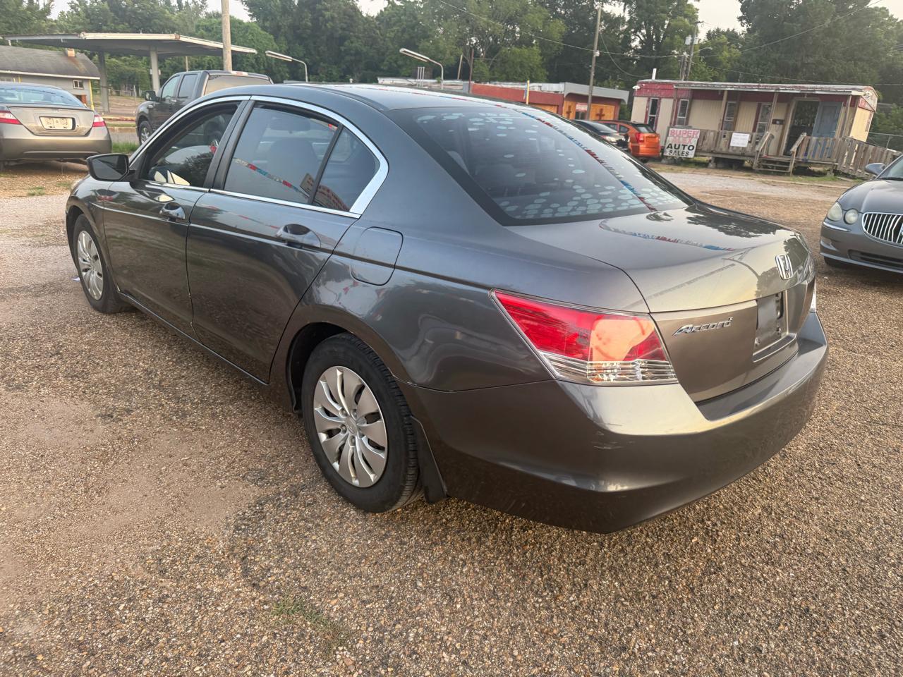 Honda Accord LX sedan AT 2009