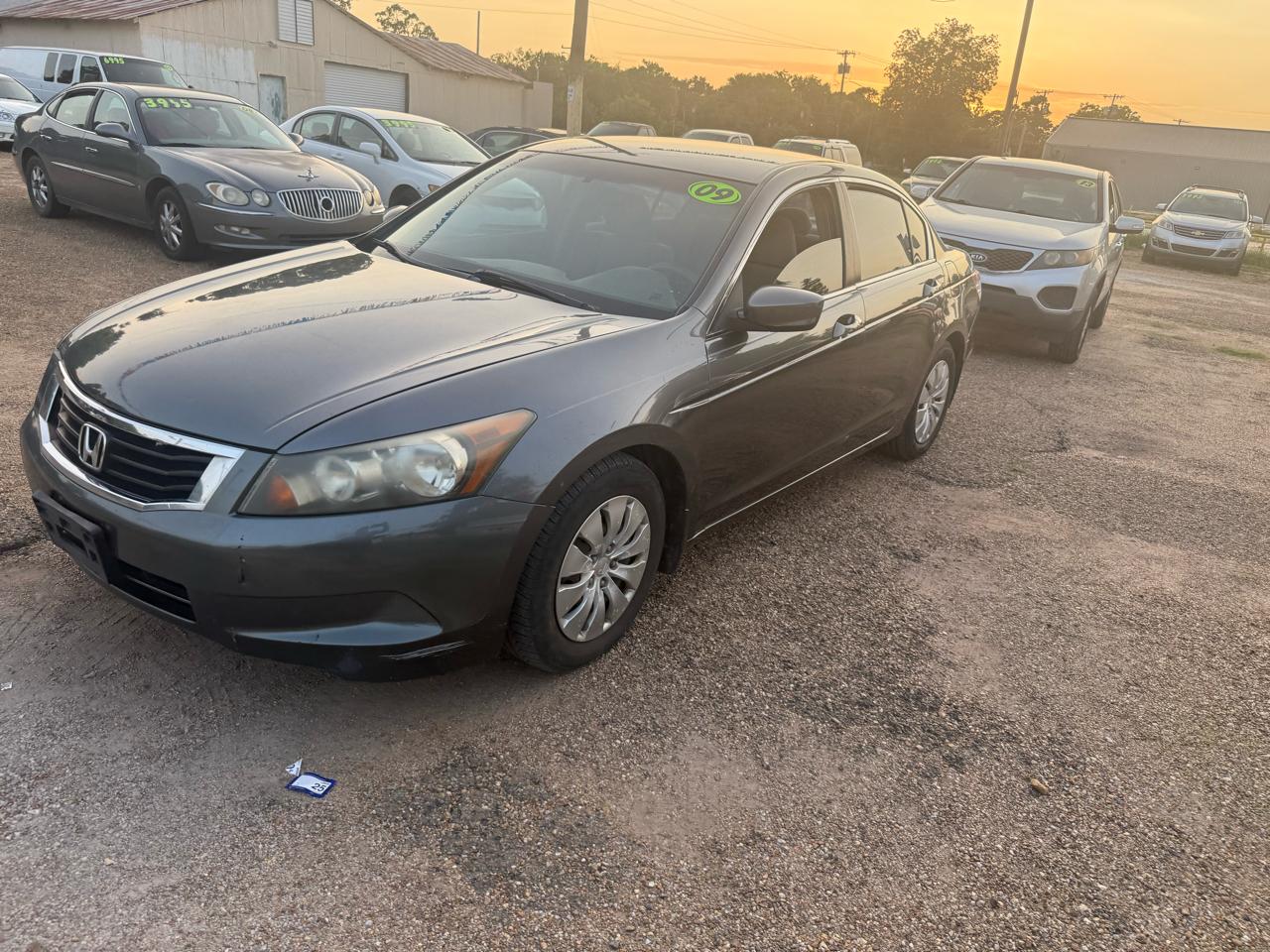 Honda Accord LX sedan AT 2009