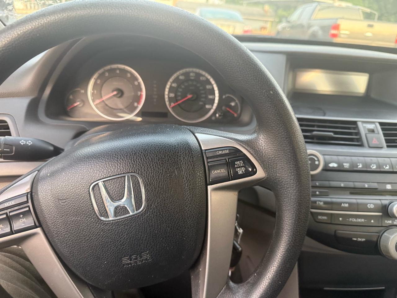 Honda Accord LX sedan AT 2009