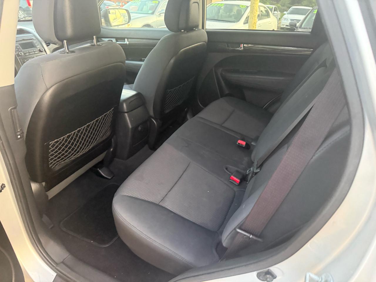 Kia Sorento LX 2WD 2013