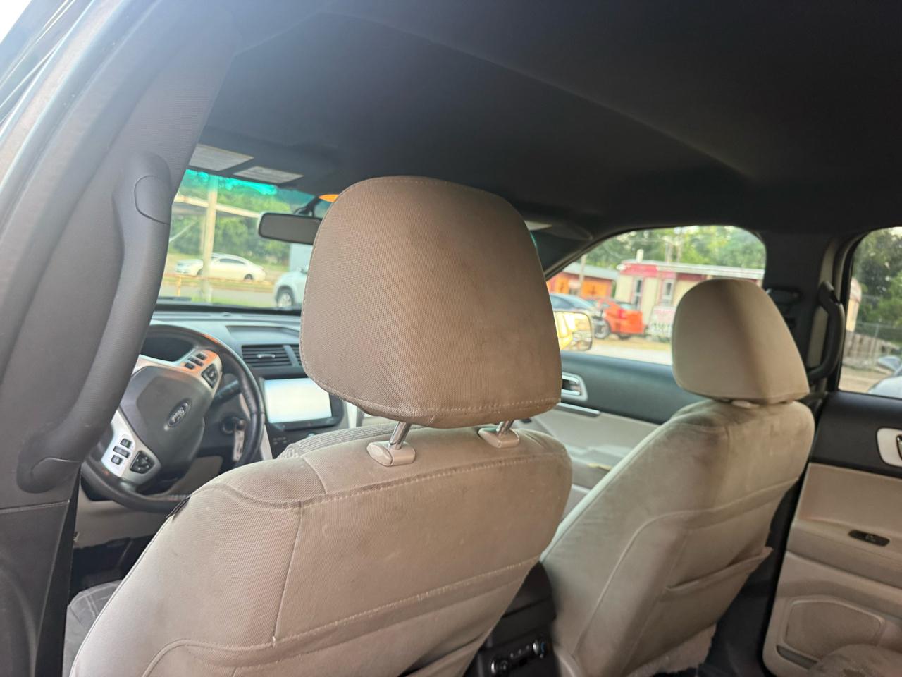 Ford Explorer 2WD 4dr V6 XLT 2012