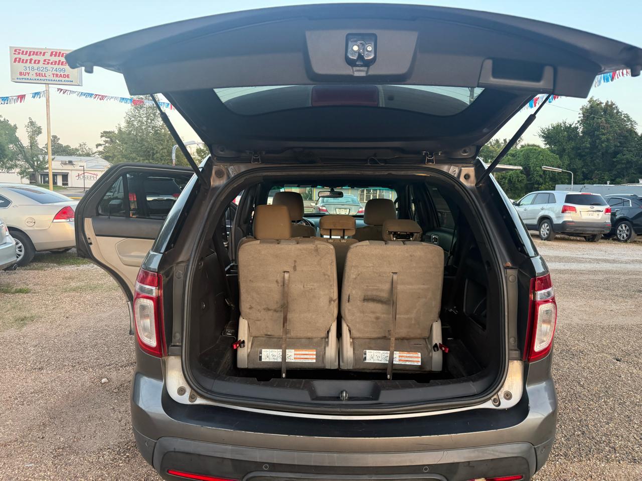 Ford Explorer 2WD 4dr V6 XLT 2012