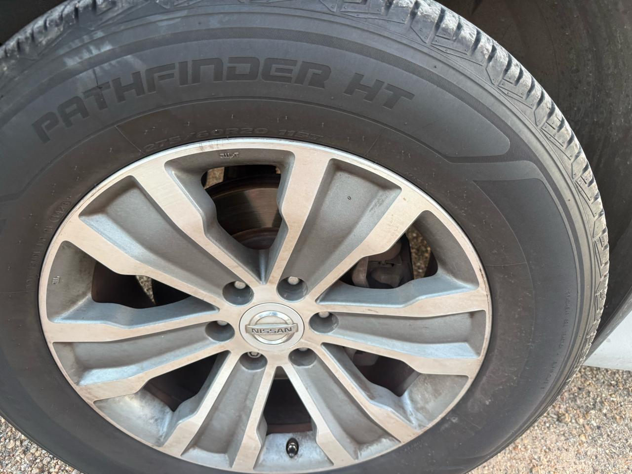 Nissan Armada SL 2WD 2015