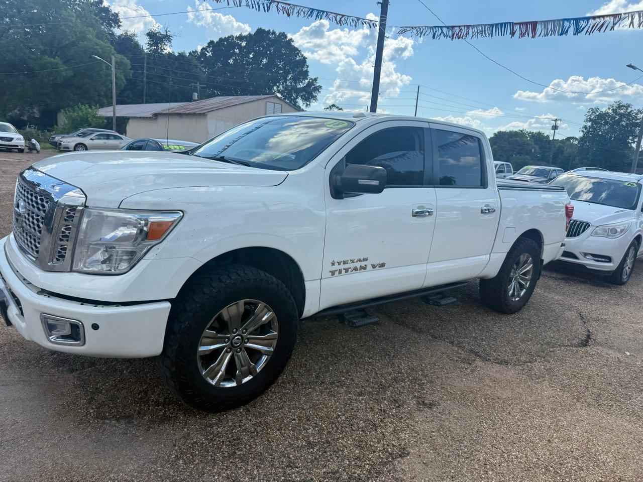 Nissan Titan 2WD Crew Cab SWB SV 2018