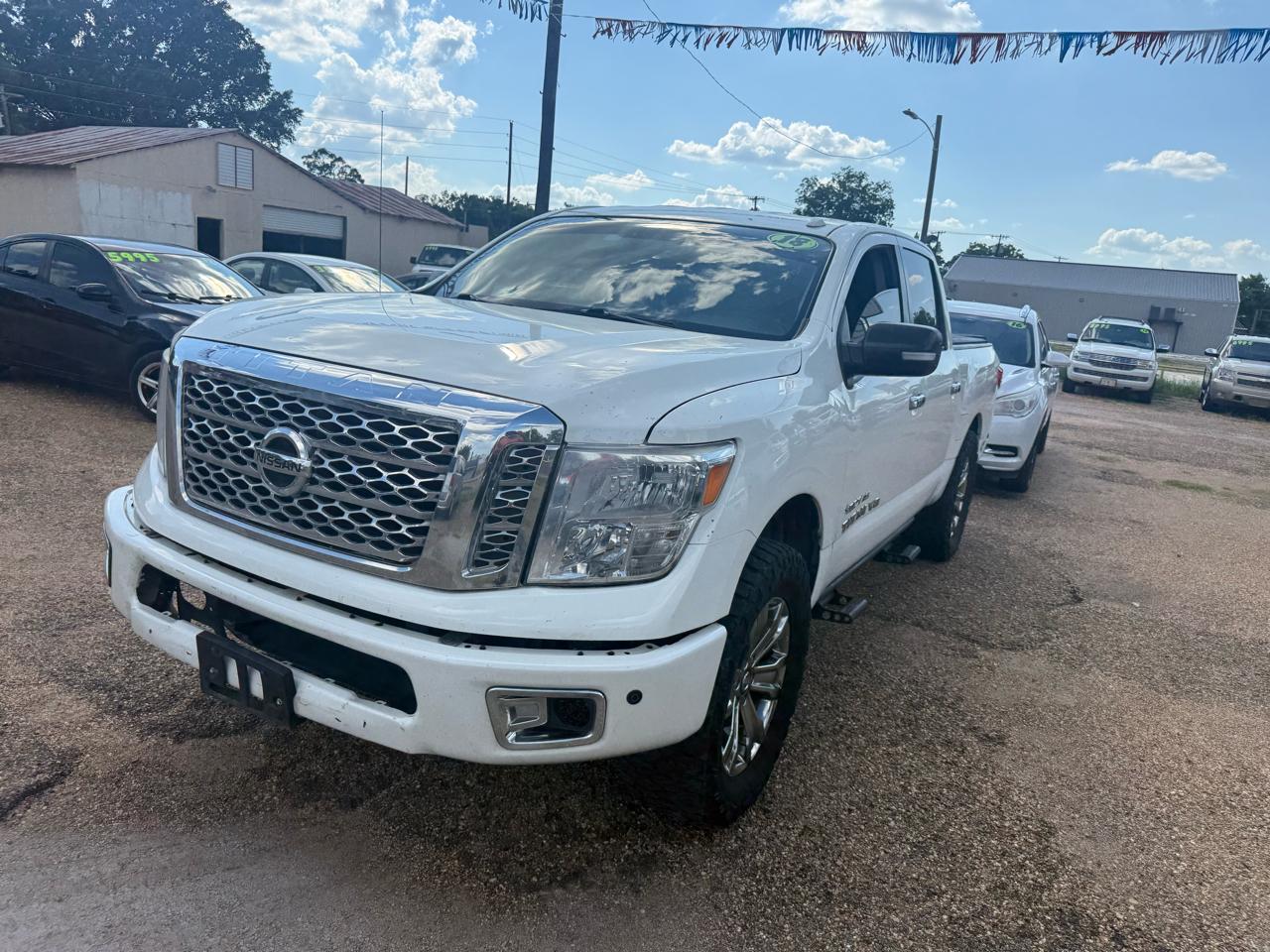 Nissan Titan 2WD Crew Cab SWB SV 2018