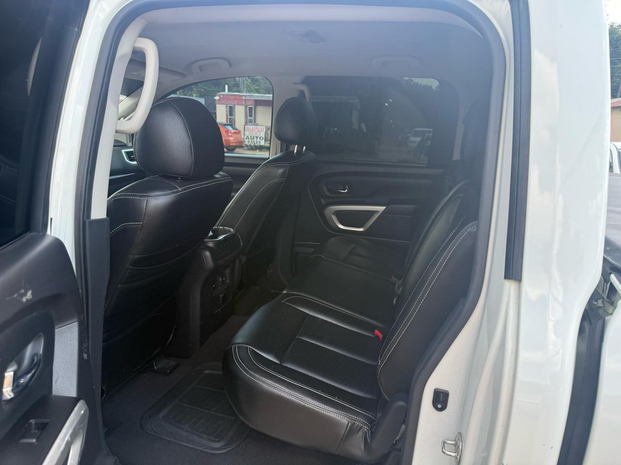 Nissan Titan 2WD Crew Cab SWB SV 2018