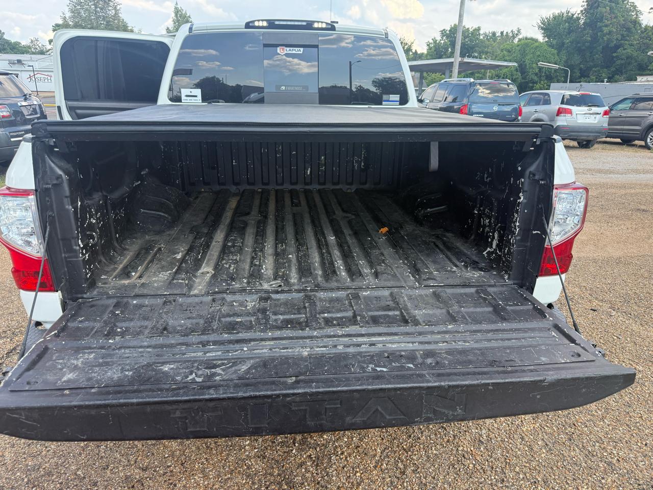 Nissan Titan 2WD Crew Cab SWB SV 2018