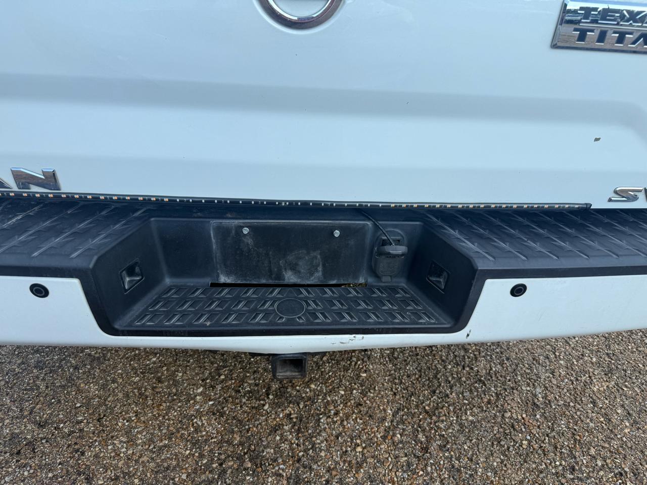 Nissan Titan 2WD Crew Cab SWB SV 2018