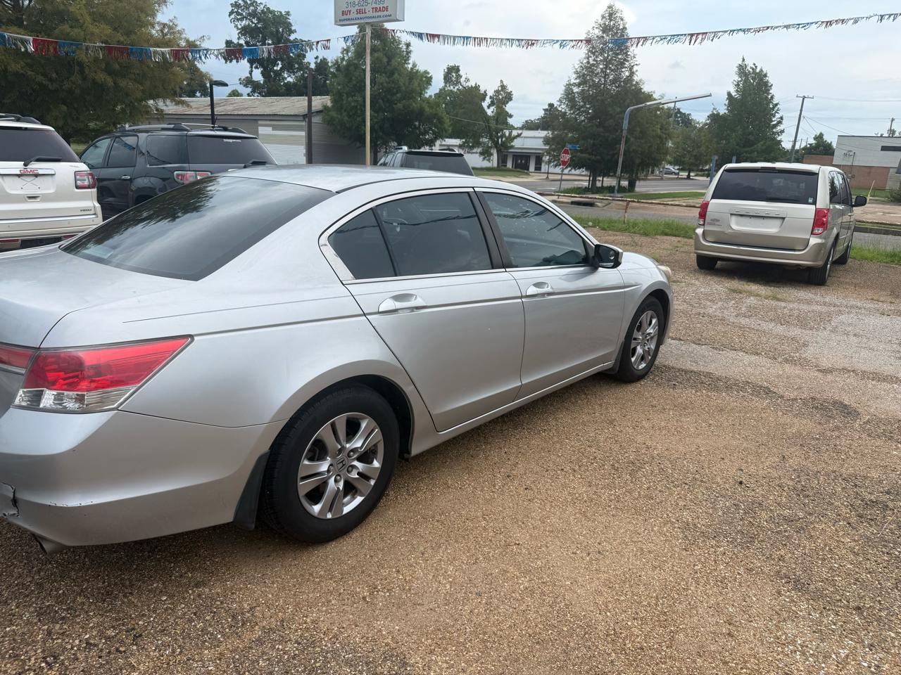 Honda Accord LX-P Sedan AT 2012