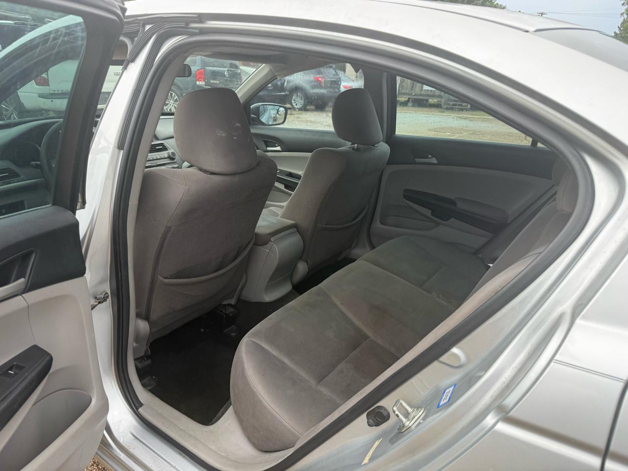 Honda Accord LX-P Sedan AT 2012