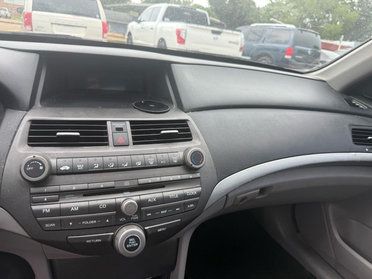 Honda Accord LX-P Sedan AT 2012