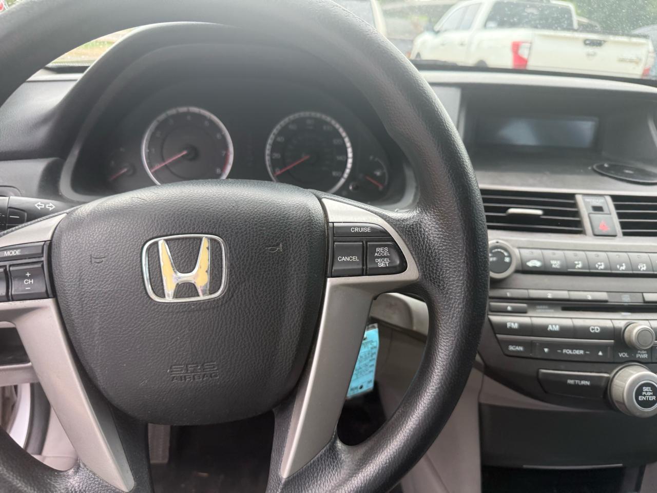Honda Accord LX-P Sedan AT 2012