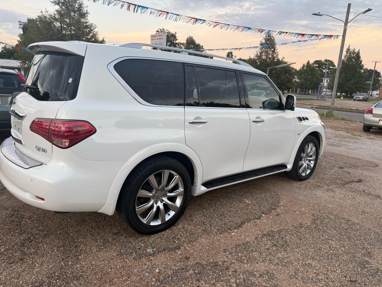 Infiniti QX80 2WD 2014