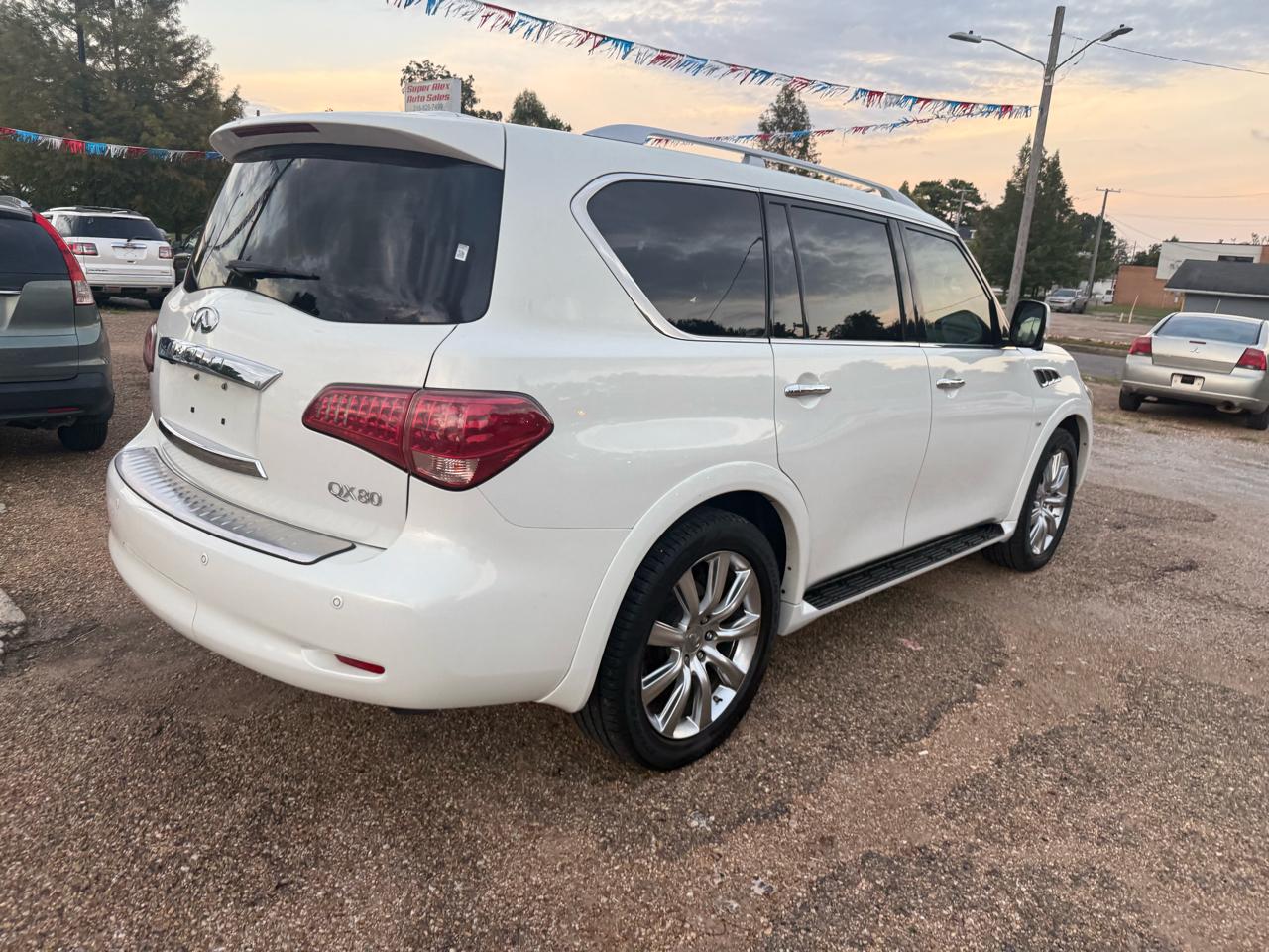 Infiniti QX80 2WD 2014