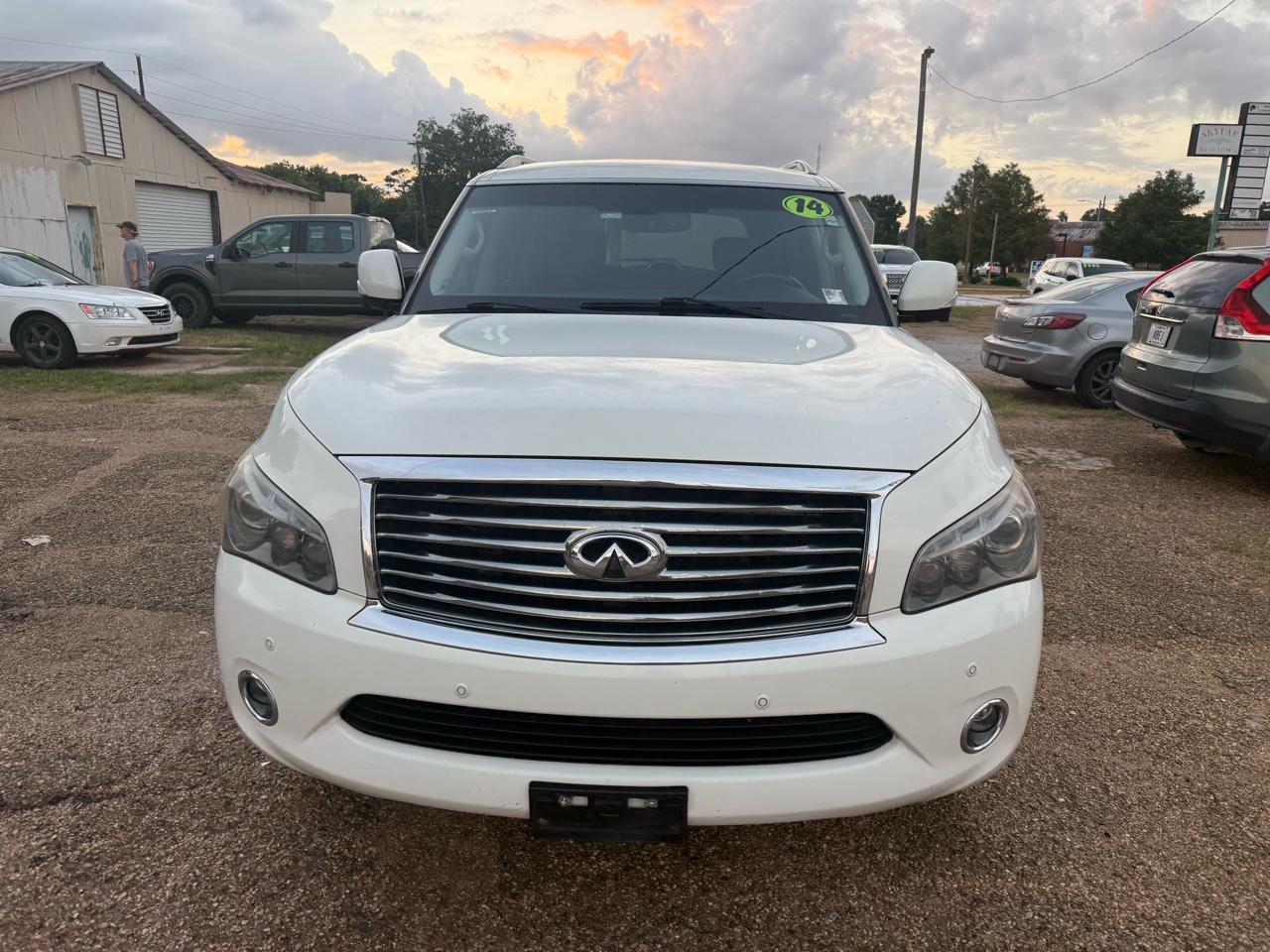 Infiniti QX80 2WD 2014
