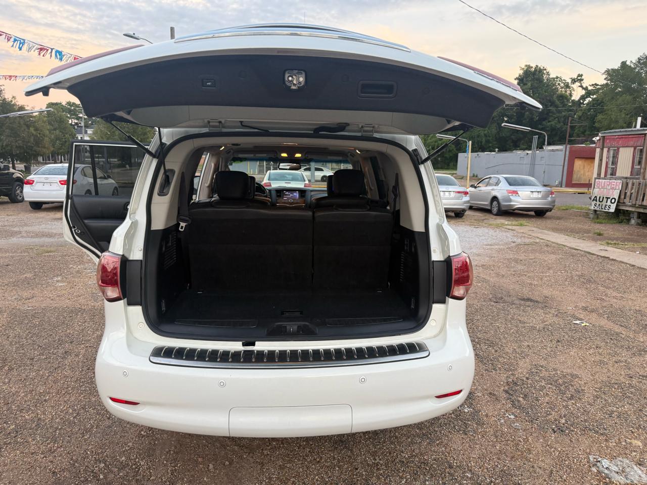 Infiniti QX80 2WD 2014