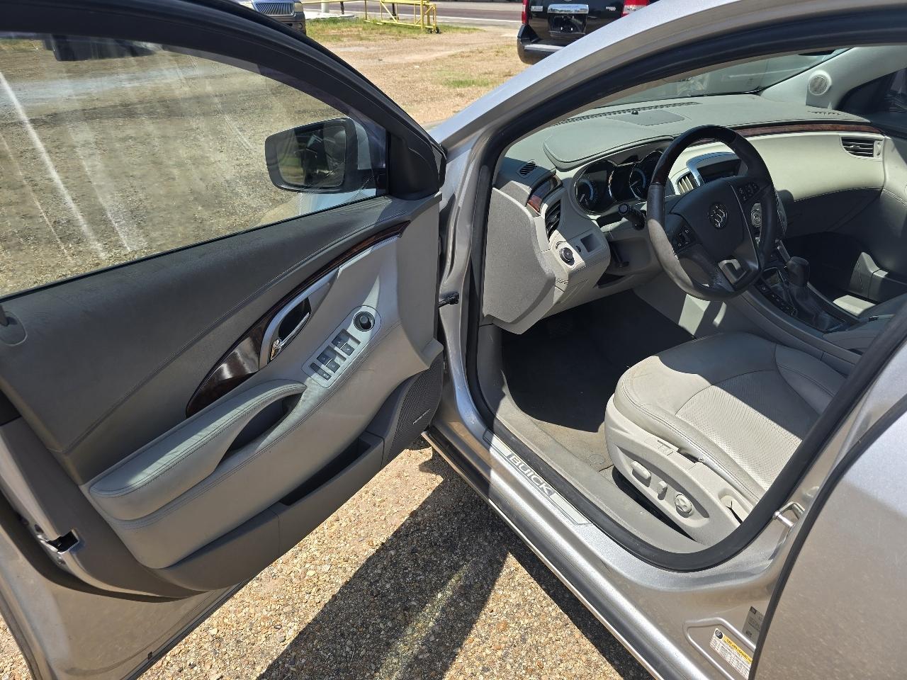 Buick LaCrosse CXS 2010
