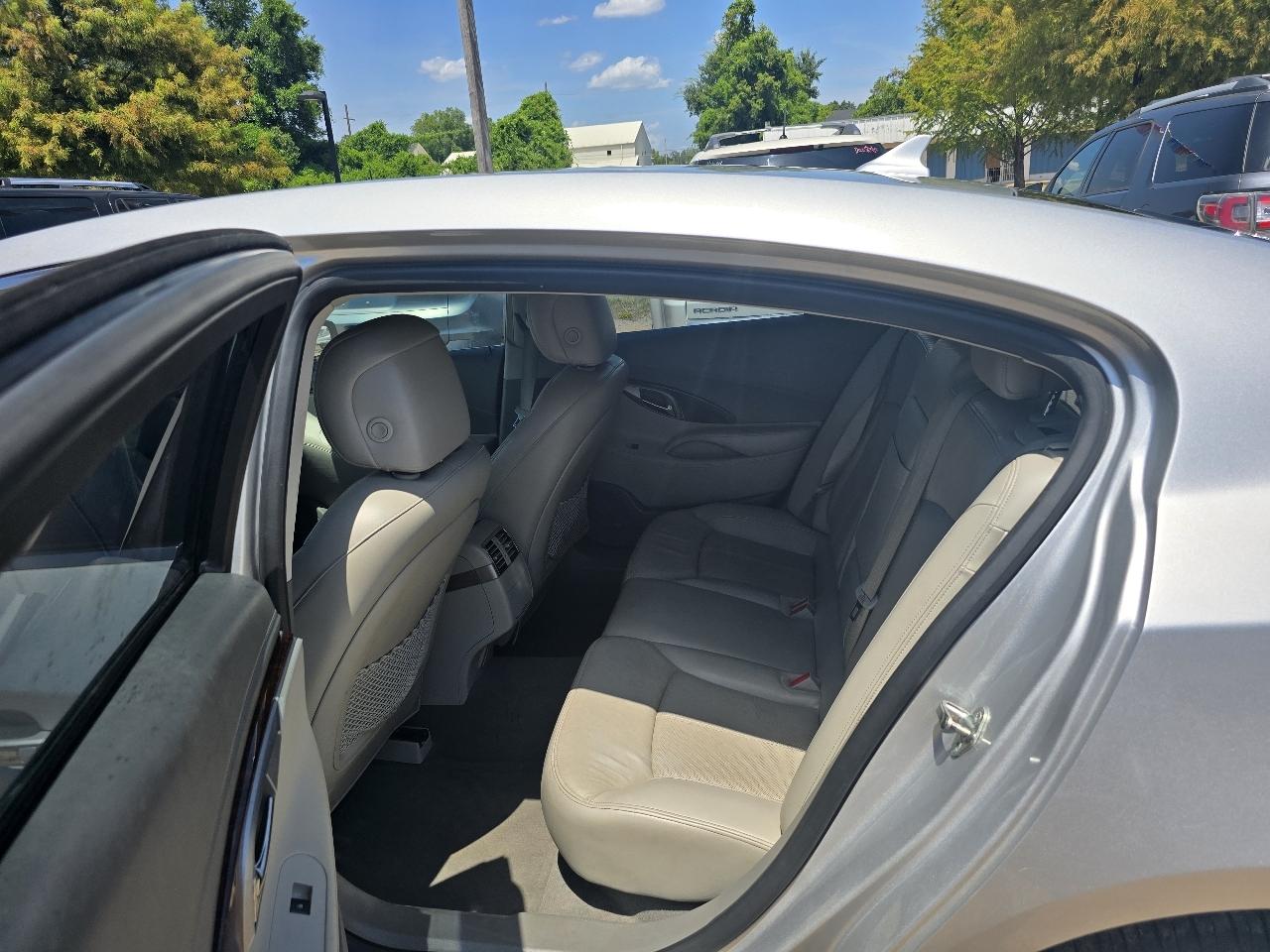 Buick LaCrosse CXS 2010