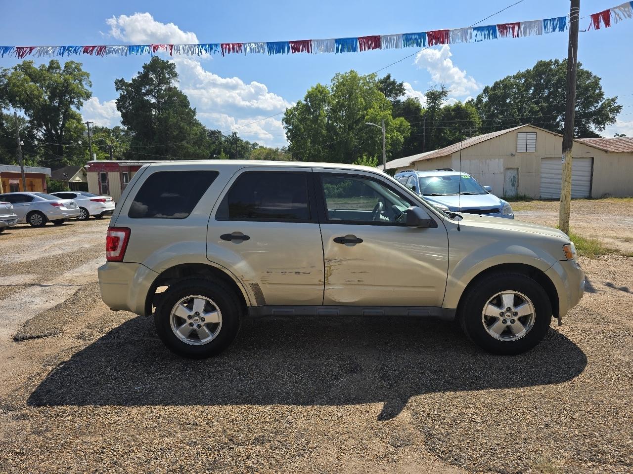 Ford Escape XLS FWD 2012