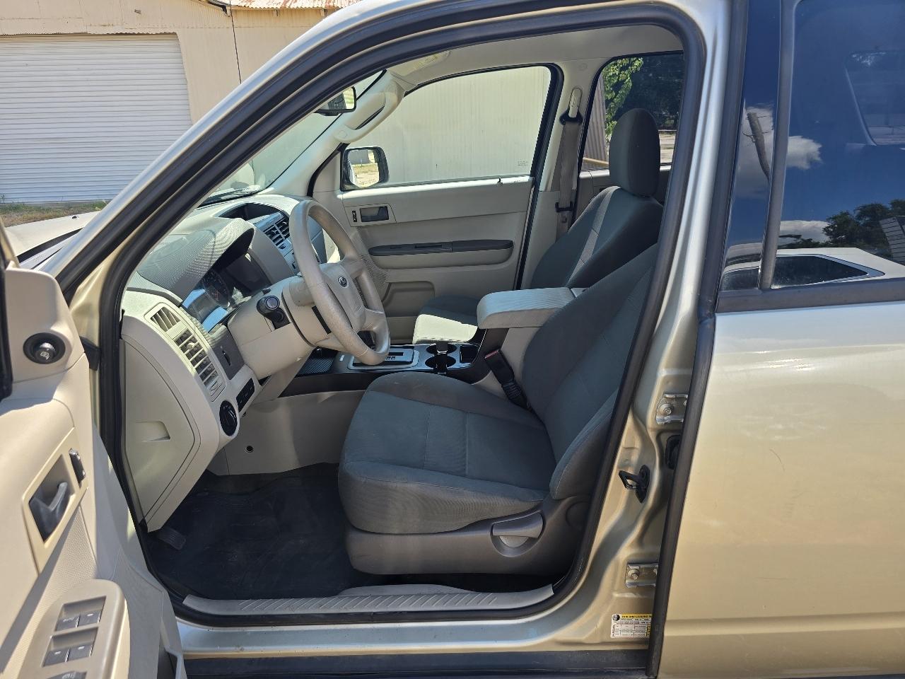 Ford Escape XLS FWD 2012