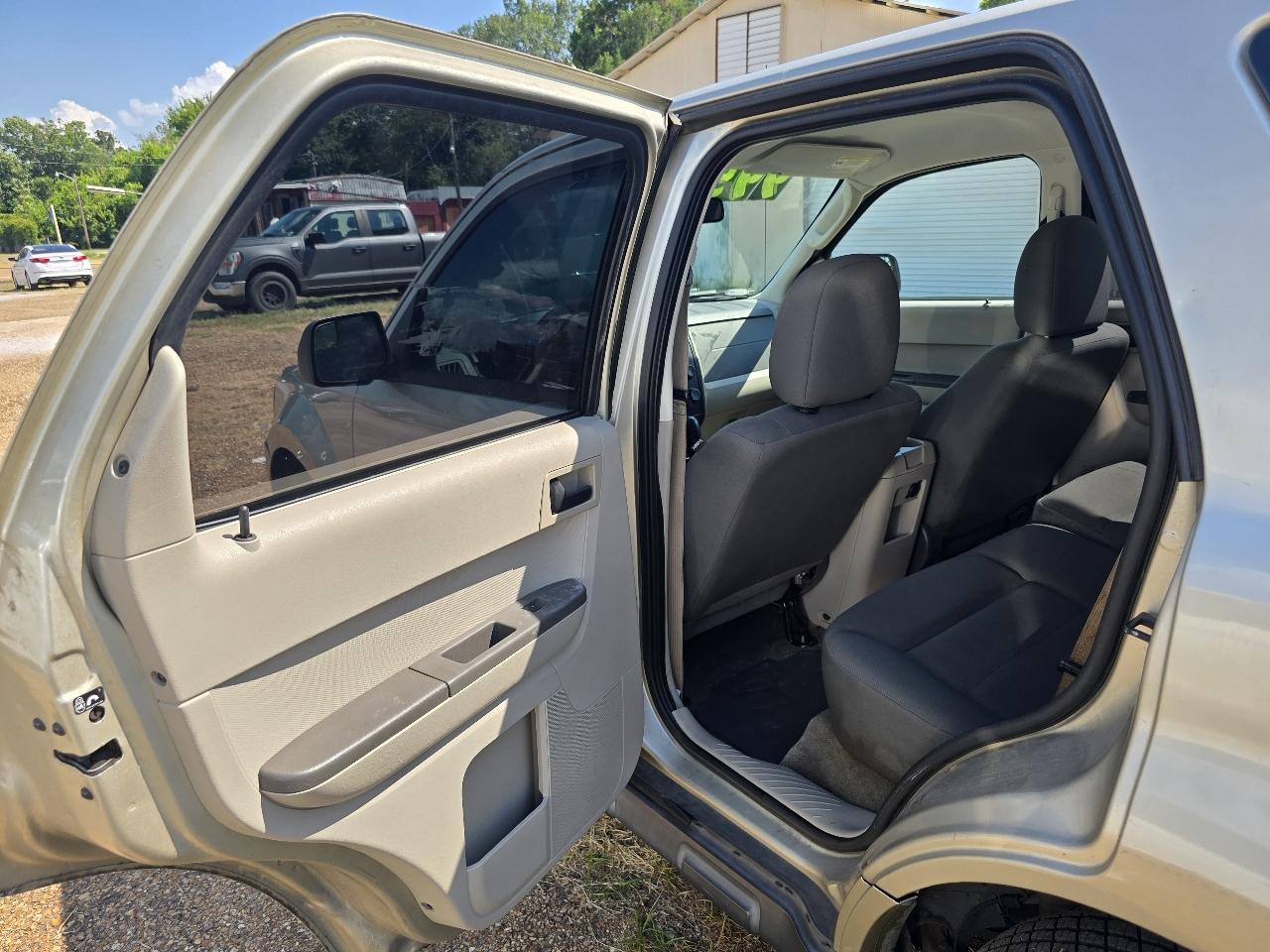 Ford Escape XLS FWD 2012