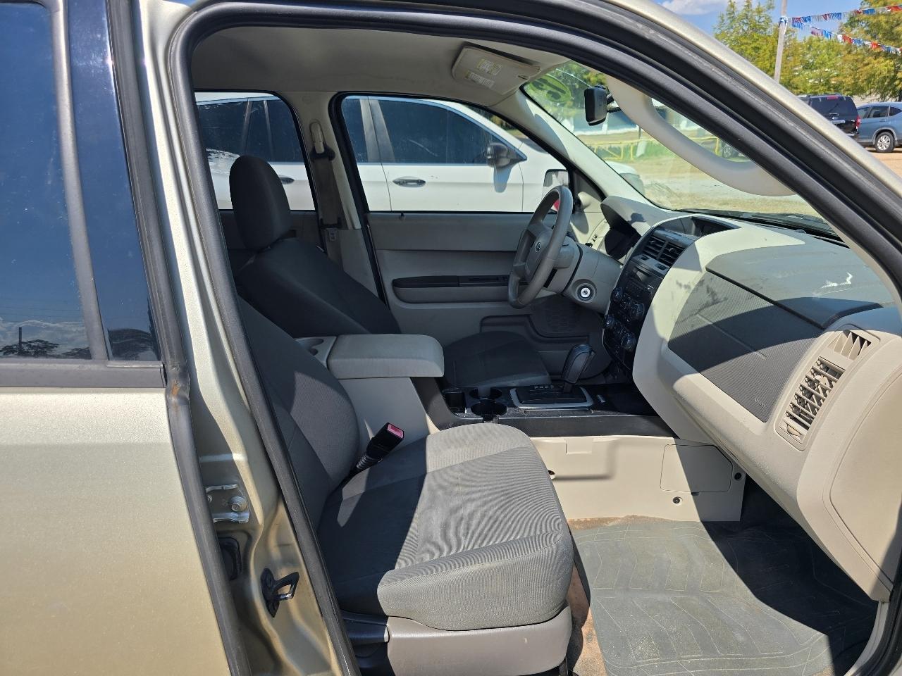 Ford Escape XLS FWD 2012