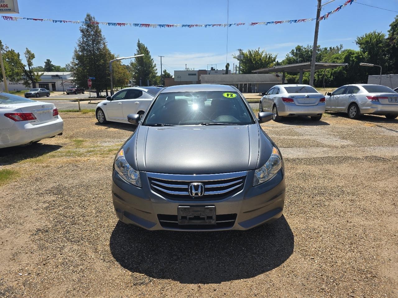Honda Accord LX-P Sedan AT 2012