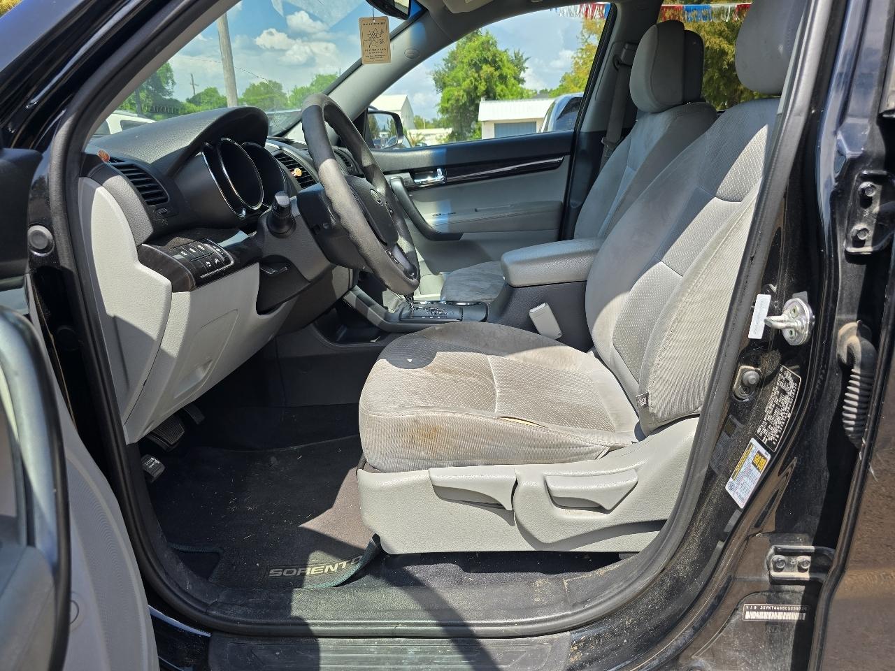 Kia Sorento LX 2WD 2012