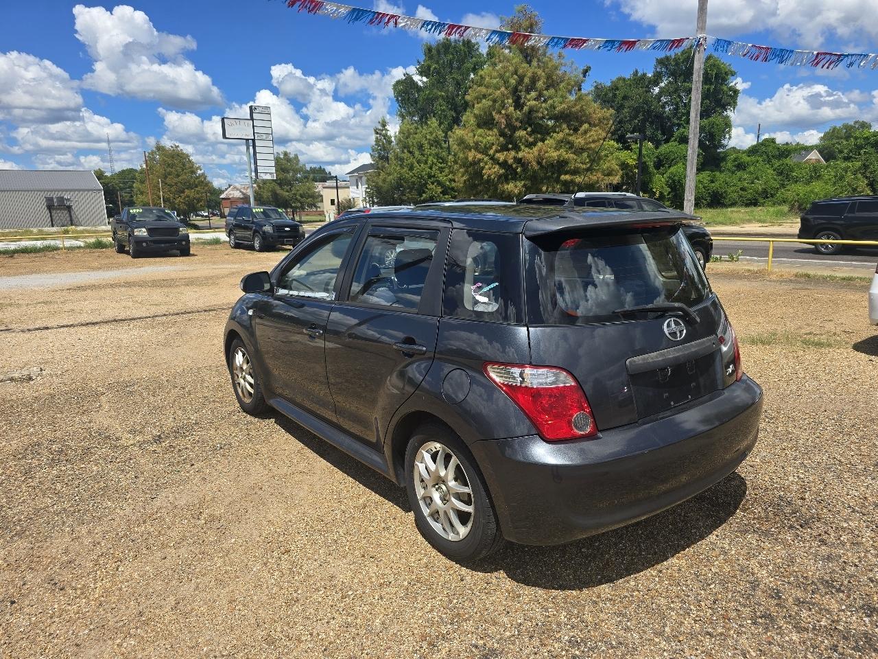 Scion xA Hatchback 2006