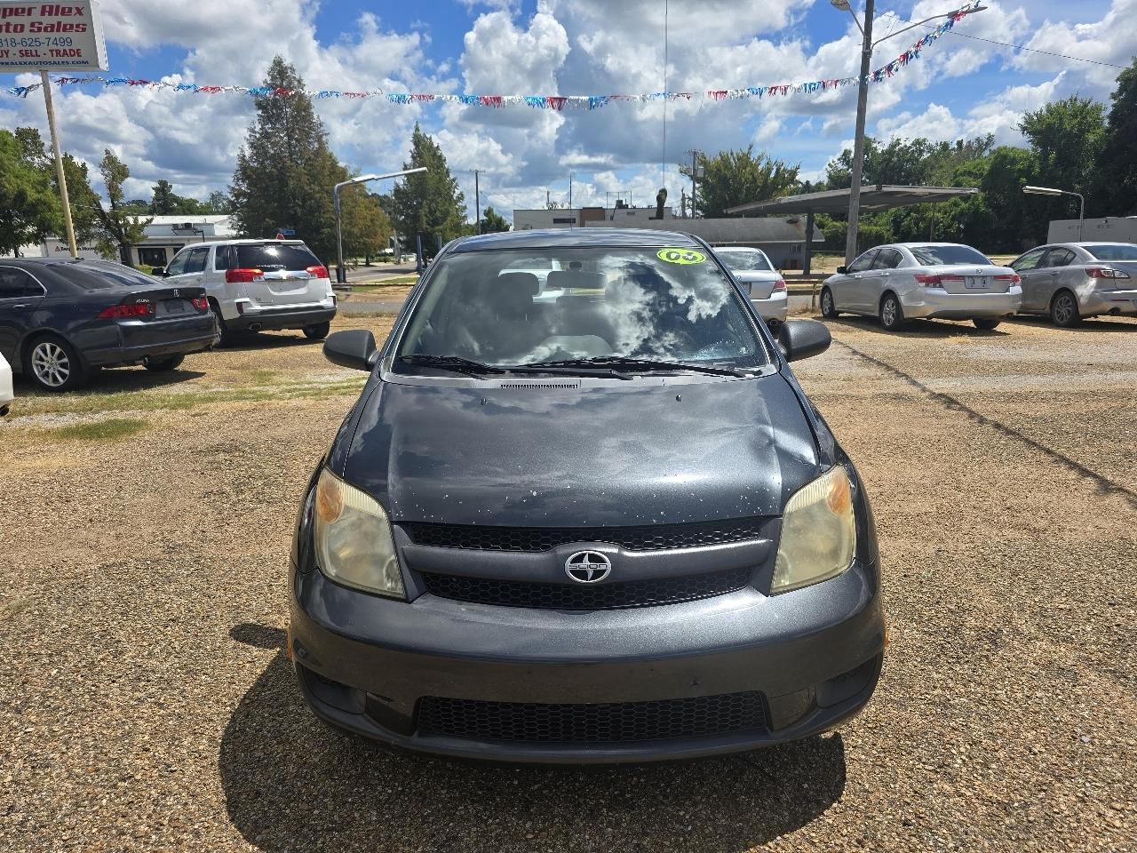 Scion xA Hatchback 2006