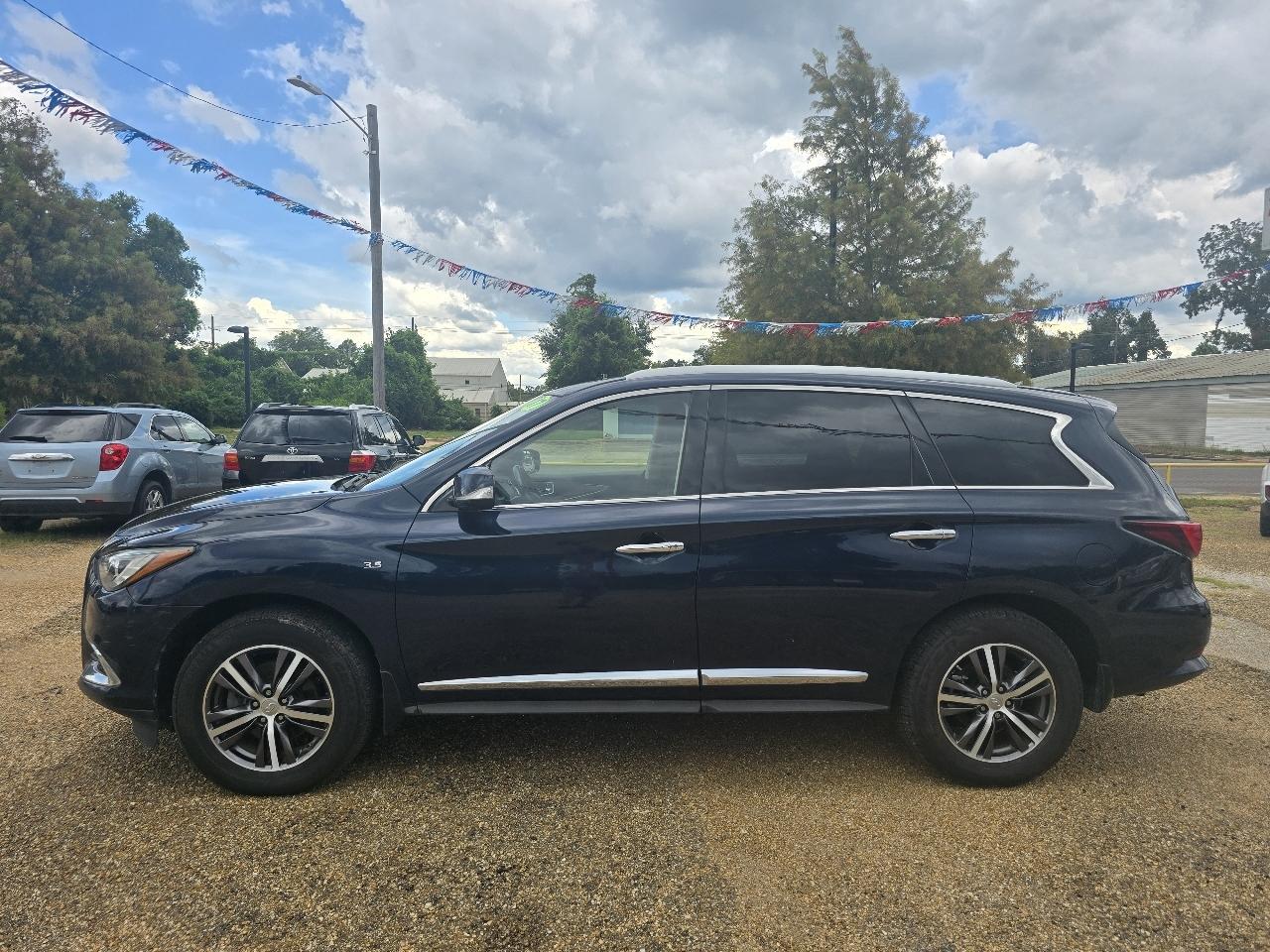 Infiniti QX60 Base AWD 2017