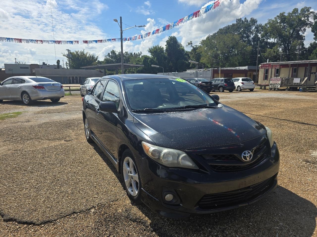 Toyota Corolla S 5-Speed MT 2013