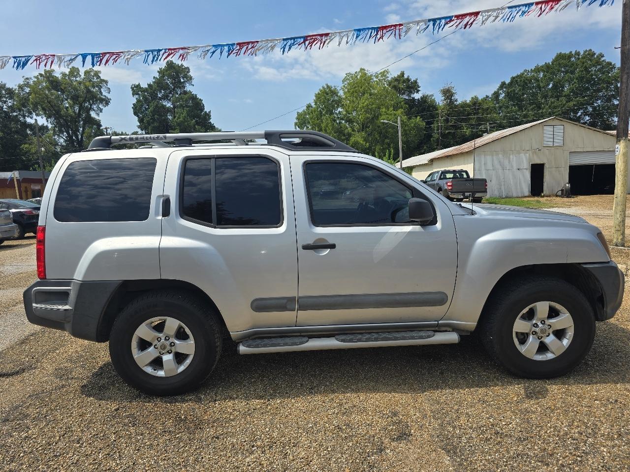 Nissan Xterra S 2WD 2012