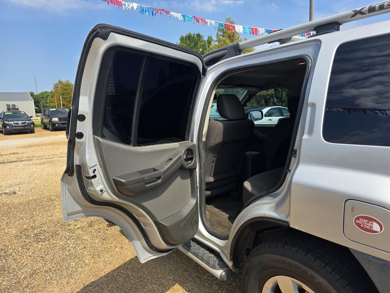 Nissan Xterra S 2WD 2012