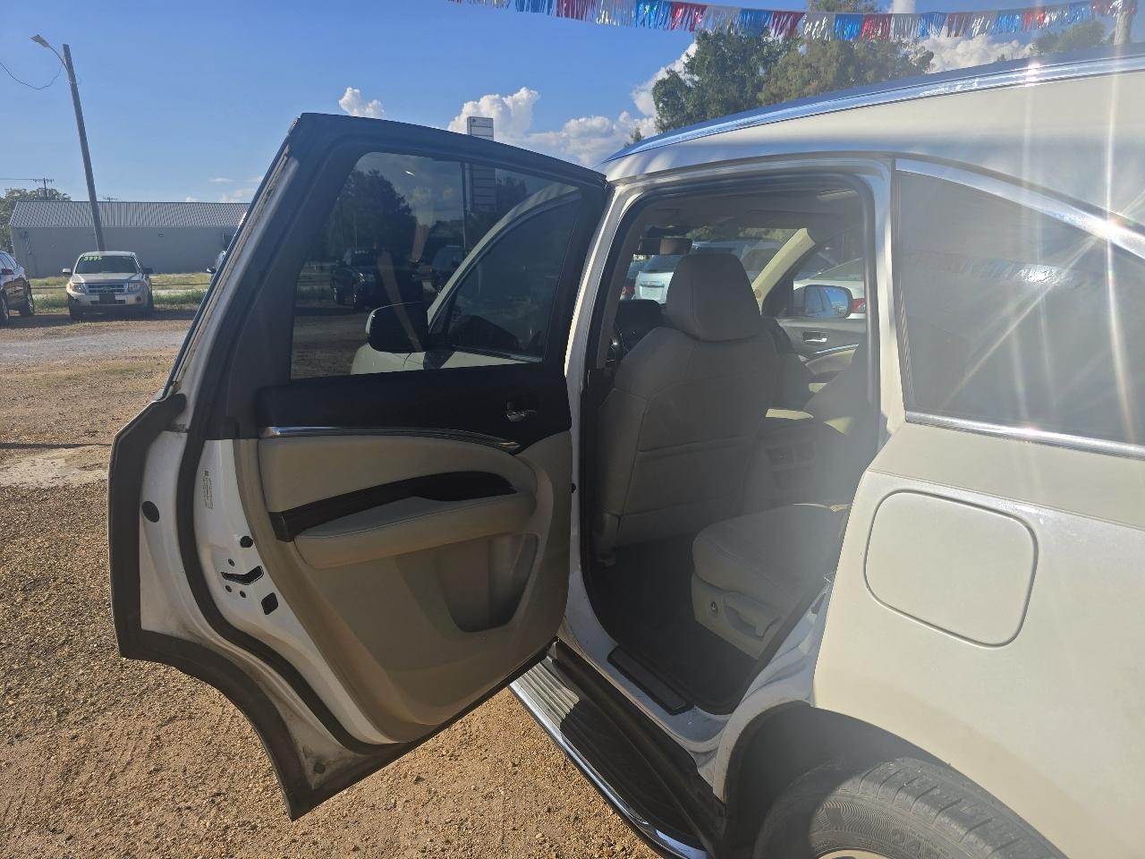 Acura MDX 9-Spd AT w/Tech Package 2016