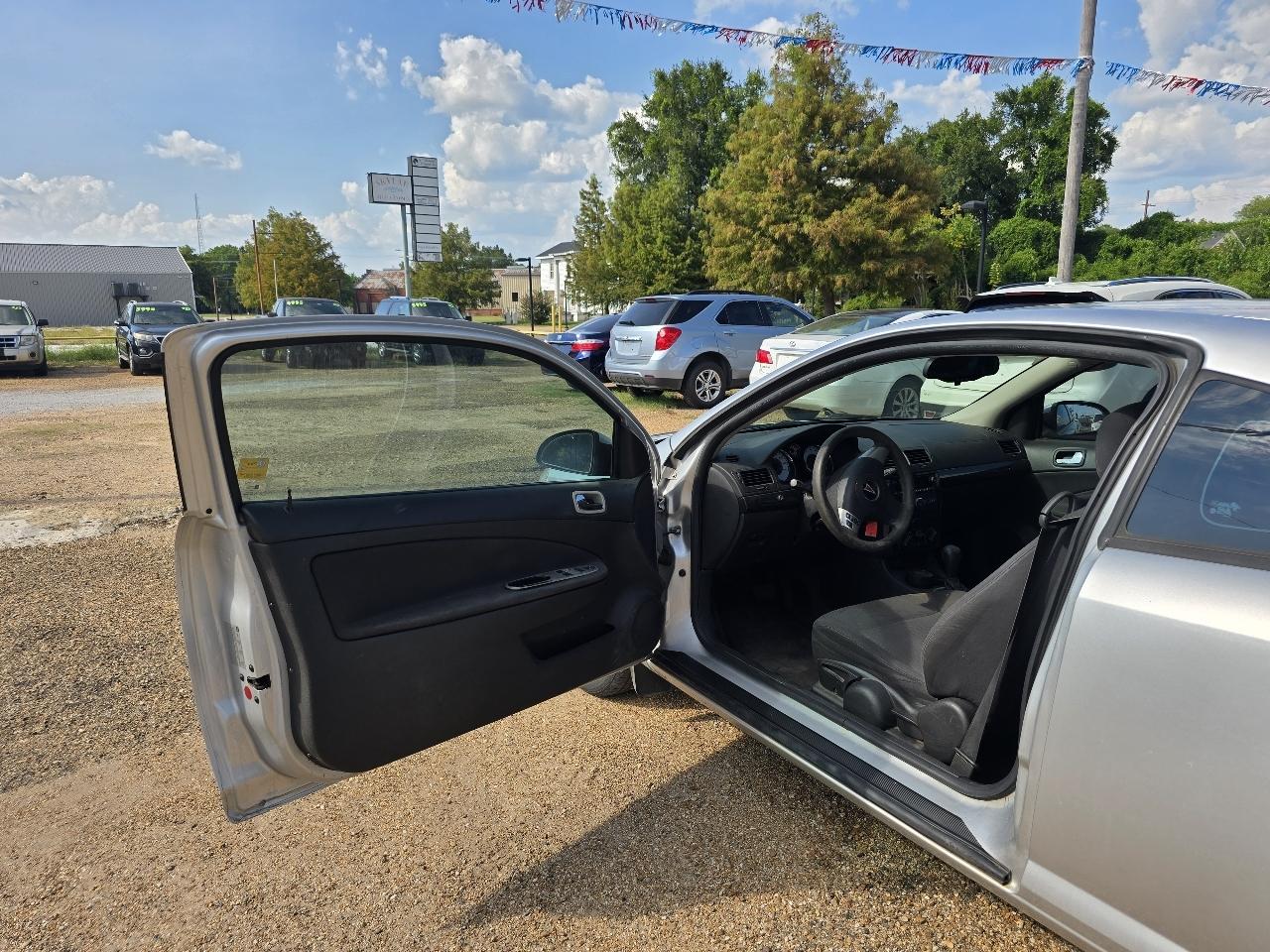 Pontiac G5 Base 2D Coupe 2009