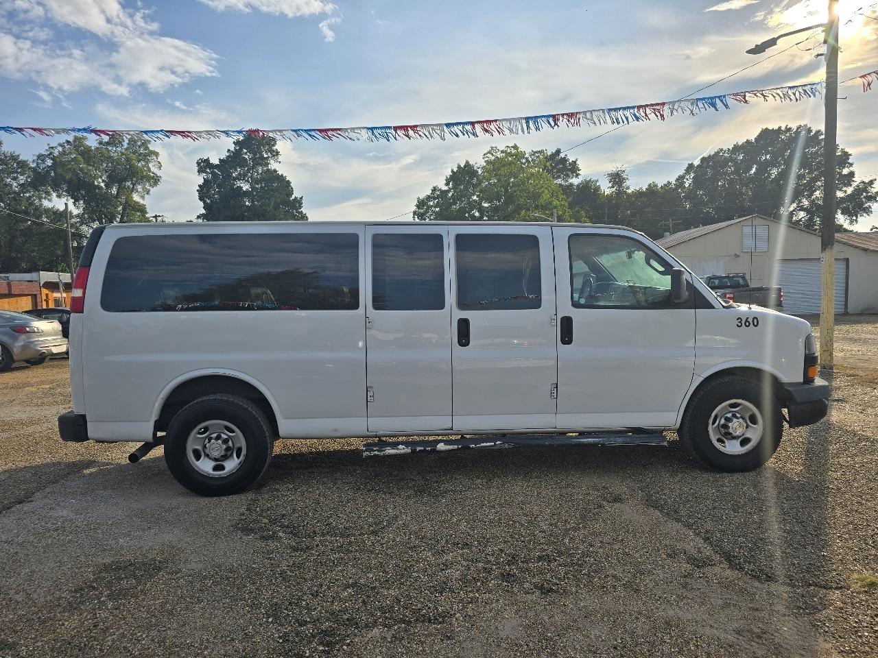 Chevrolet Express LS 3500 Extended 2019