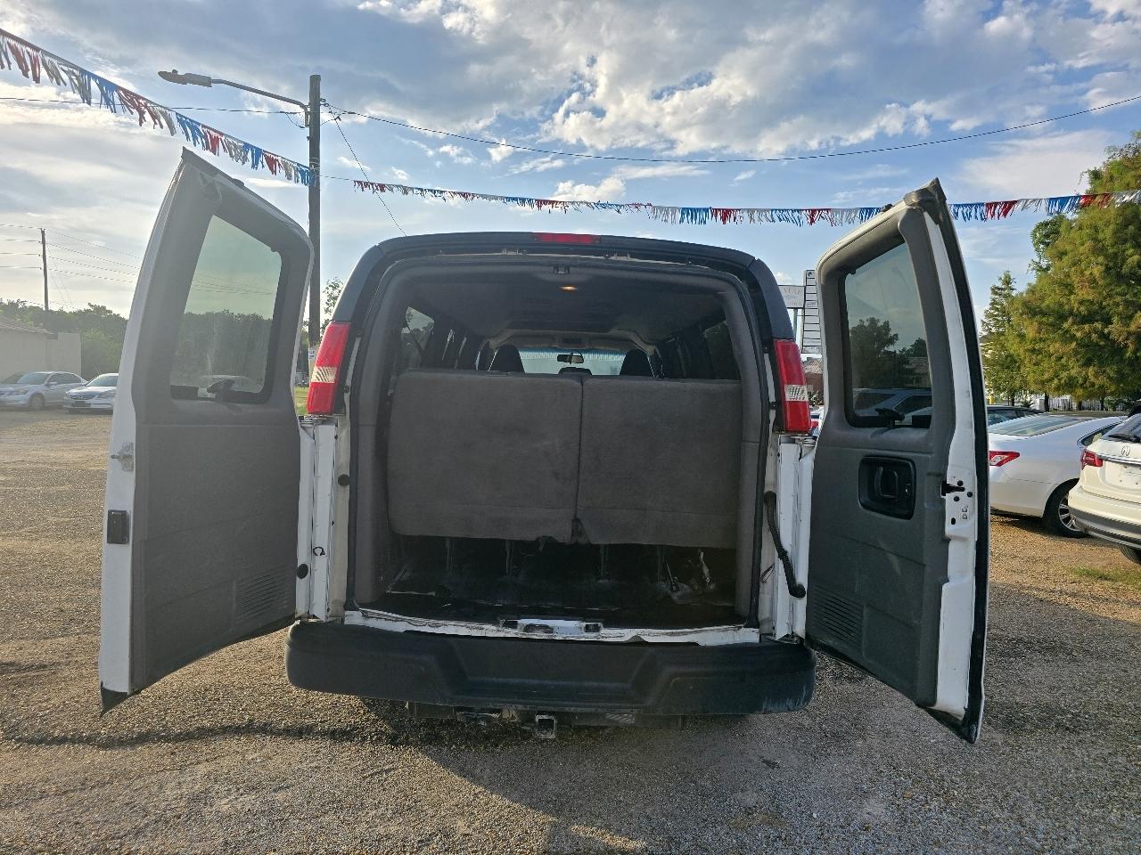 Chevrolet Express LS 3500 Extended 2019
