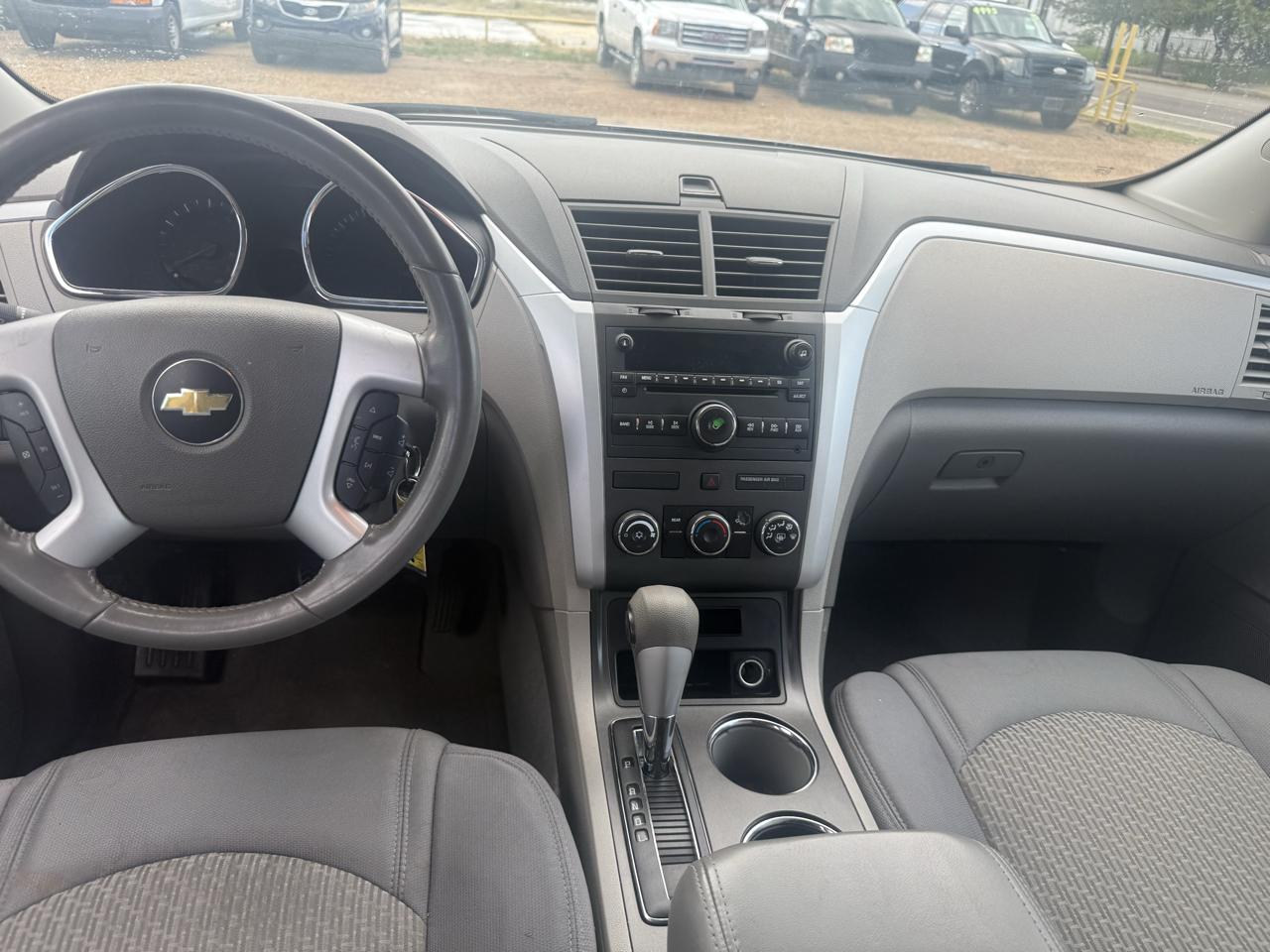 Chevrolet Traverse LS FWD w/PDC 2012