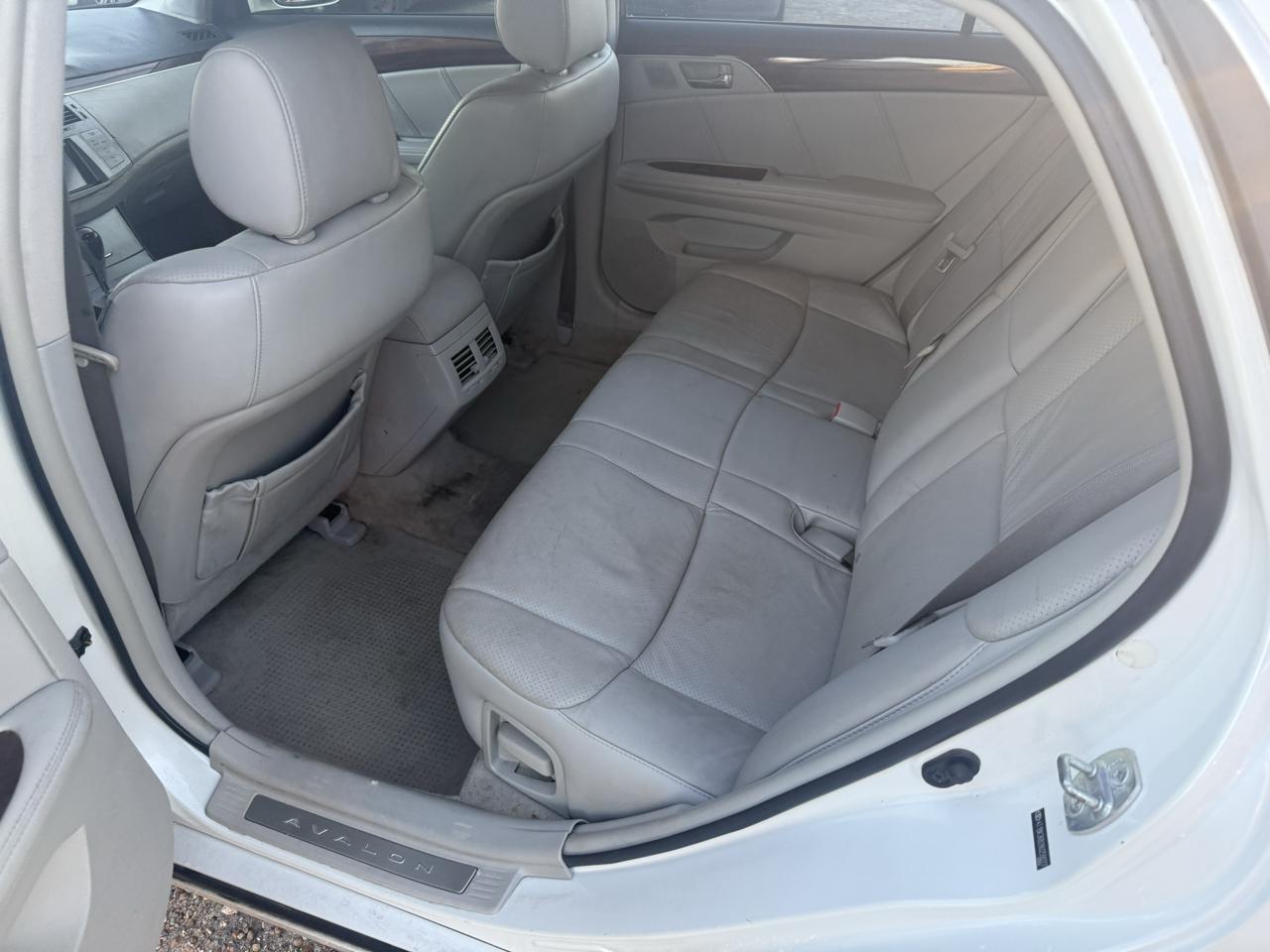 Toyota Avalon XLS 2008