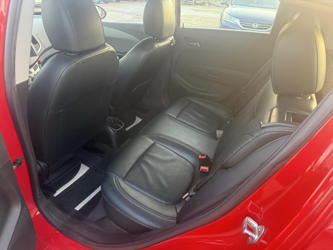 Chevrolet Sonic LTZ Auto 5-Door 2013