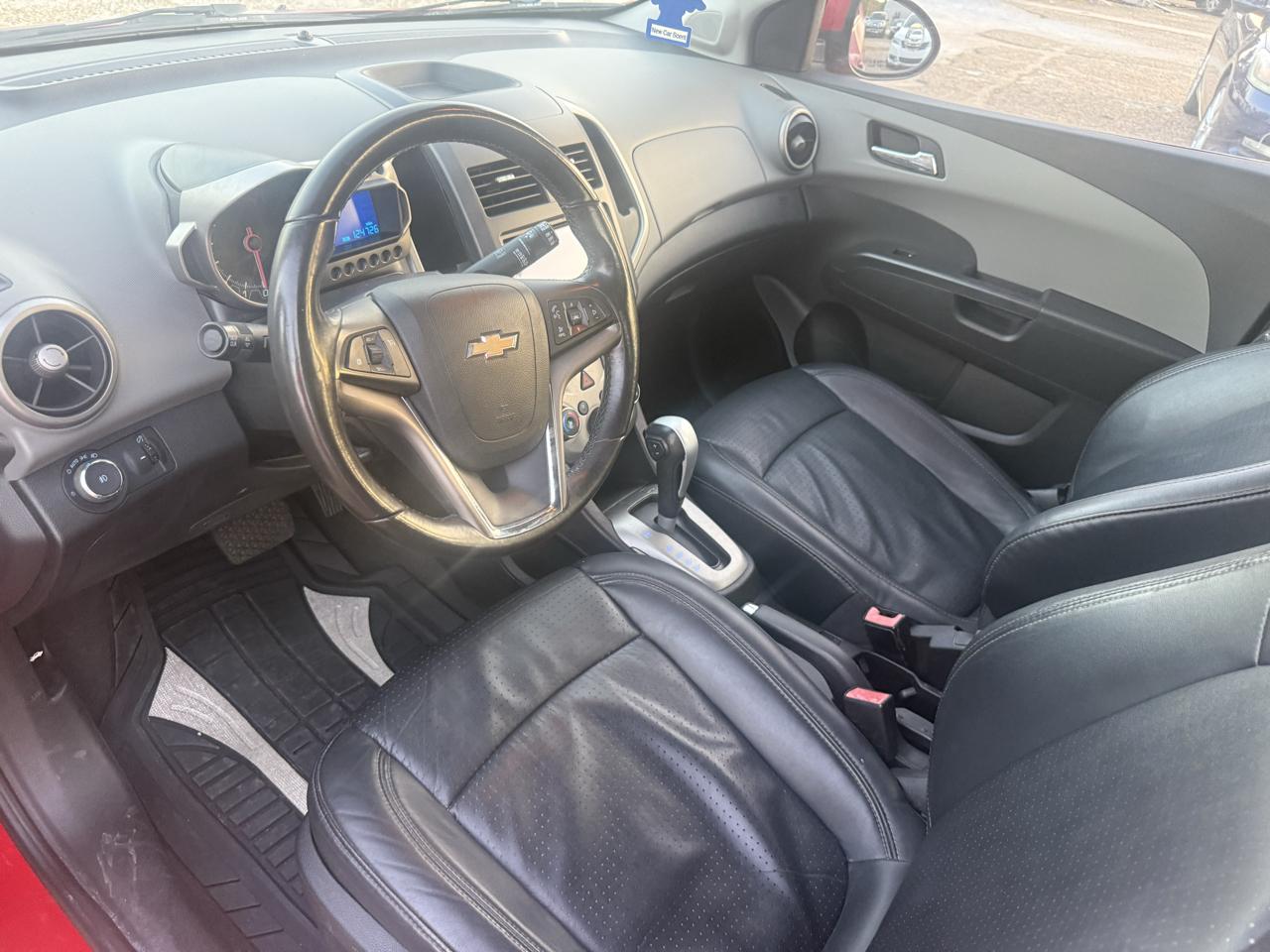 Chevrolet Sonic LTZ Auto 5-Door 2013