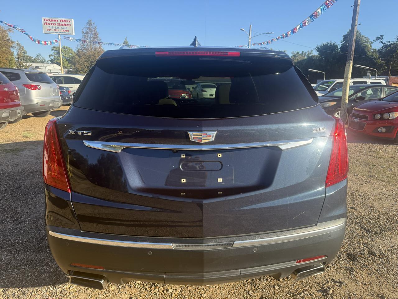 Cadillac XT5 Base 2018
