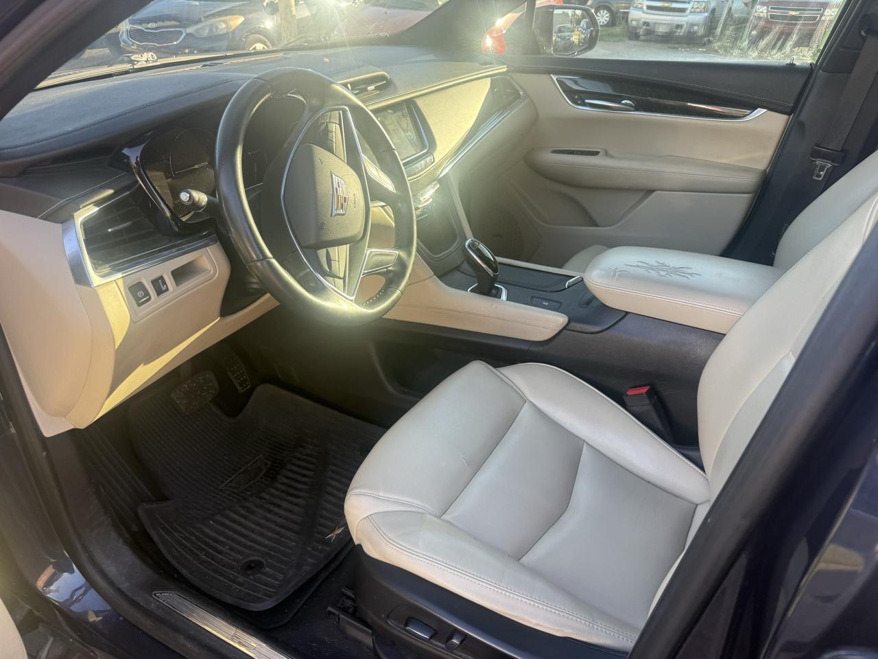Cadillac XT5 Base 2018