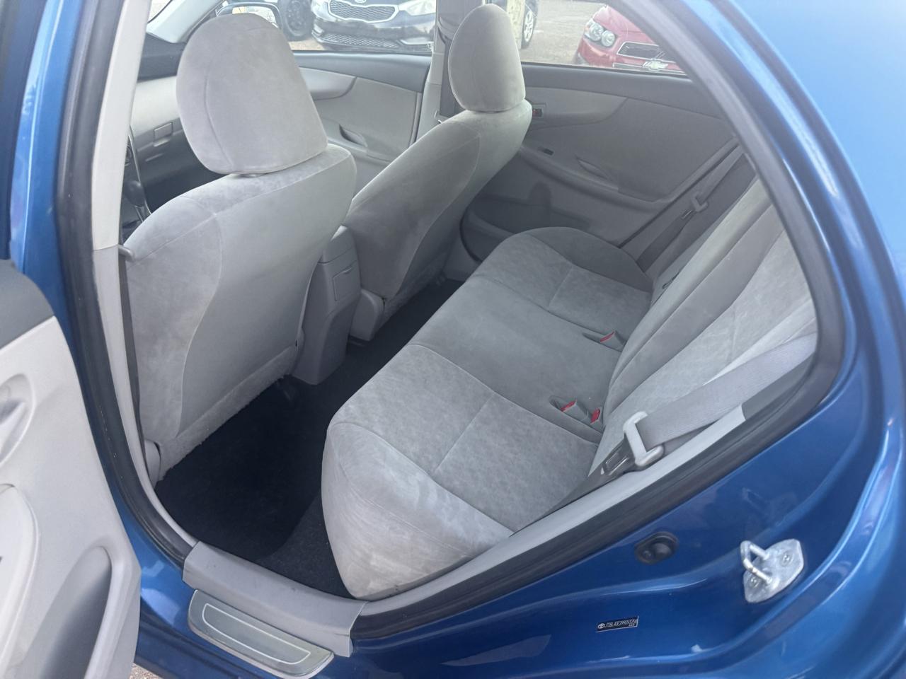 Toyota Corolla S 4-Speed AT 2009