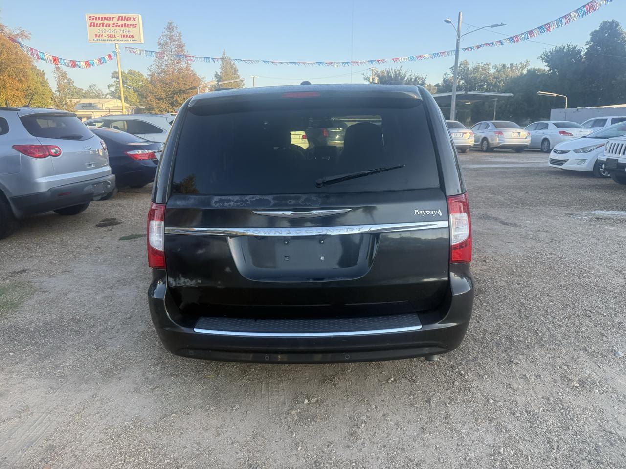 Chrysler Town & Country Touring-L 2012