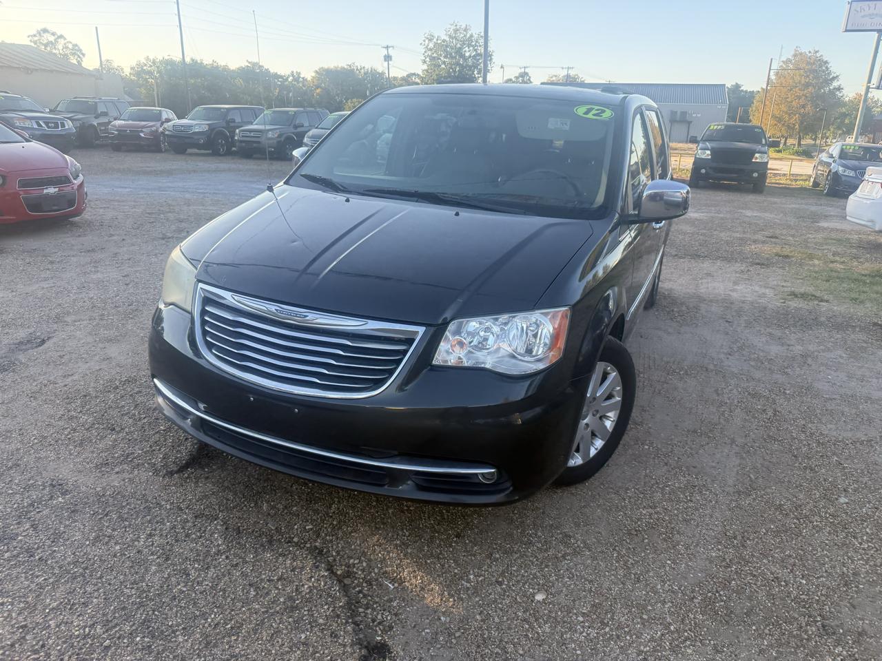 Chrysler Town & Country Touring-L 2012