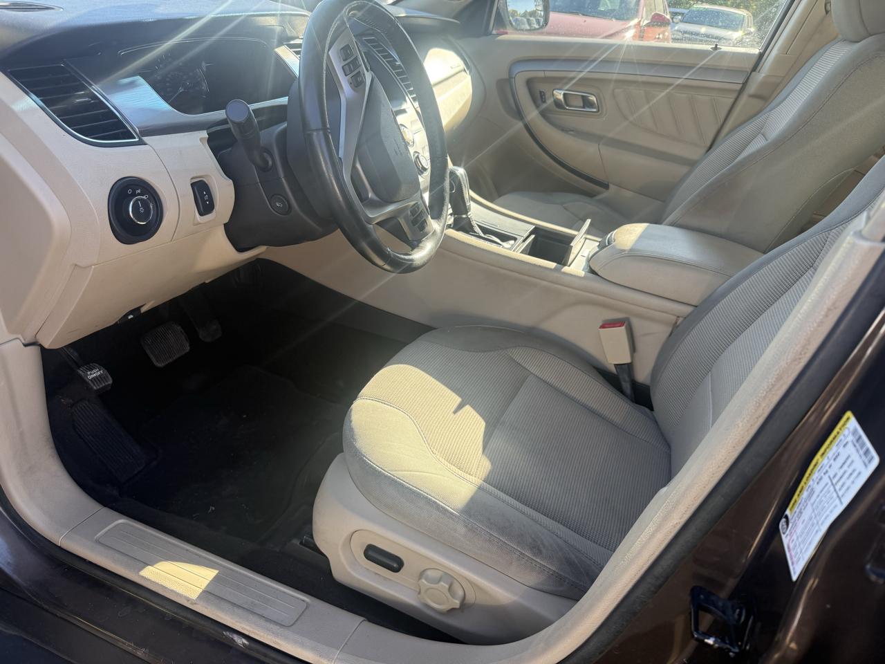 Ford Taurus SEL FWD 2016