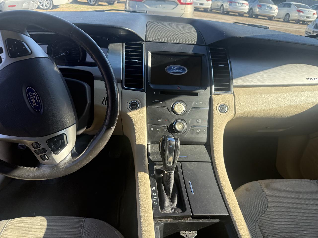 Ford Taurus SEL FWD 2016