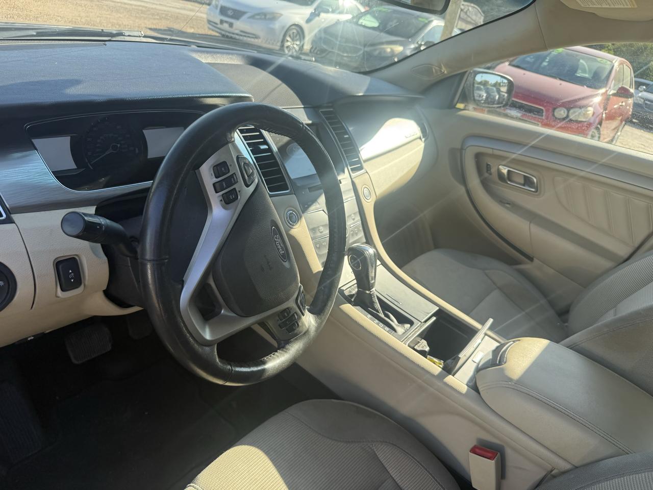 Ford Taurus SEL FWD 2016